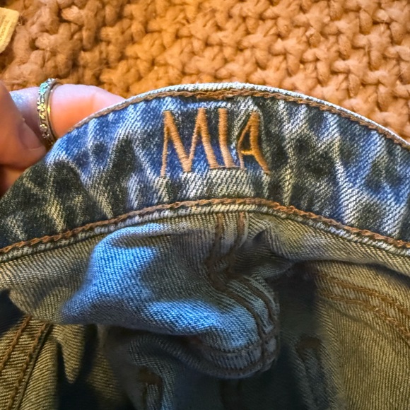 Kimes Ranch Women’s Mia Jeans 8x32 - Picture 3 of 7
